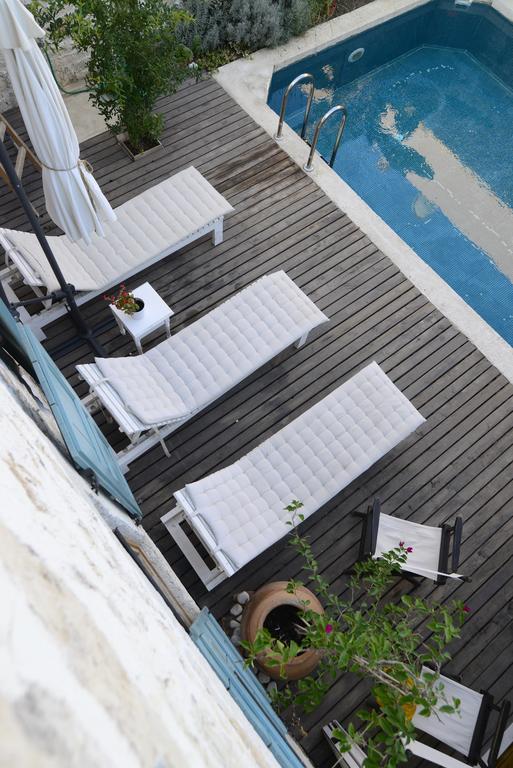 Eski Tas Hotel Çeşme Exterior foto
