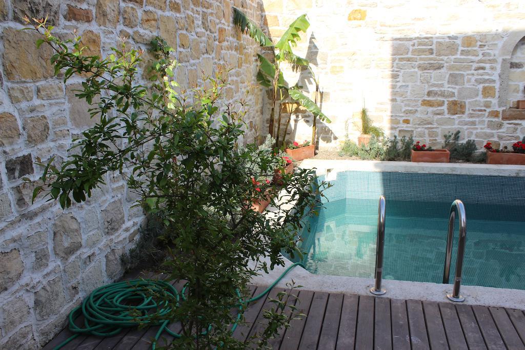 Eski Tas Hotel Çeşme Exterior foto
