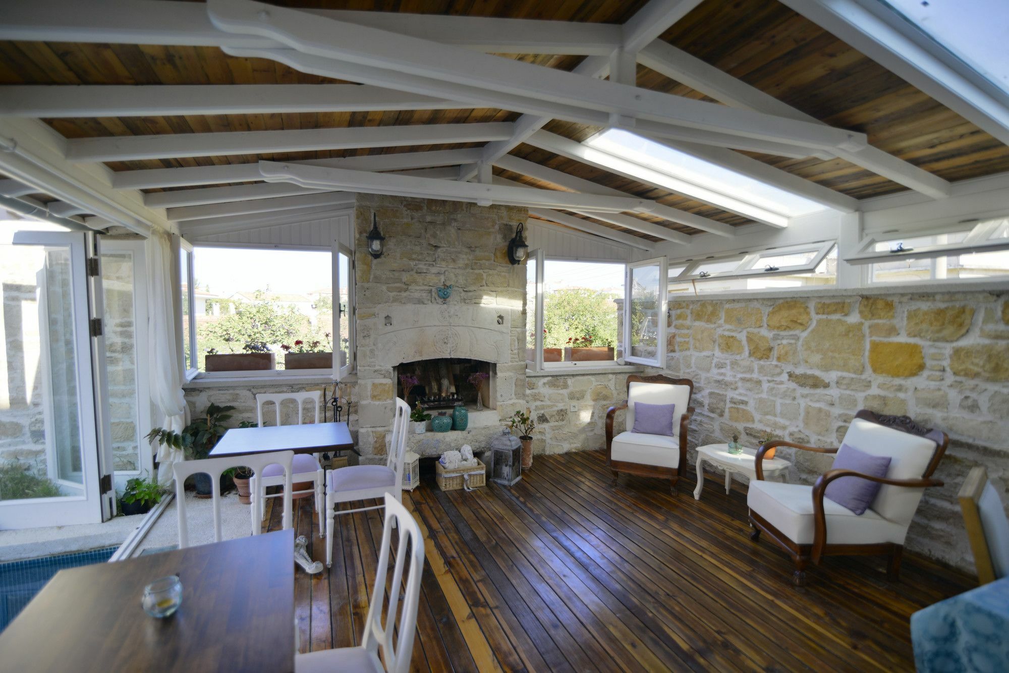 Eski Tas Hotel Çeşme Exterior foto